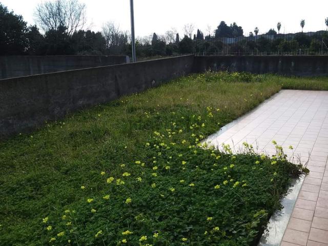 Case e ville in affitto di 280 m² in Via Sturzo