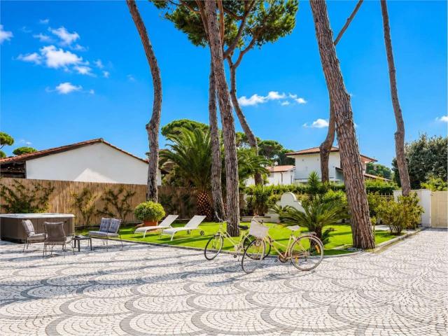 Case e ville in affitto di 350 m² in Via San Camillo, 20