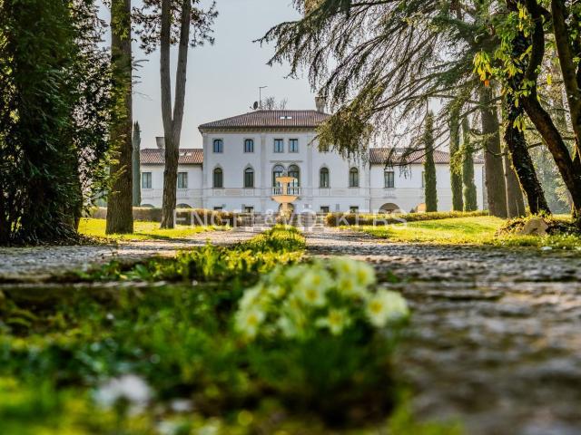 Case e ville in vendita di 4000 m² in Via Andrea Palladio