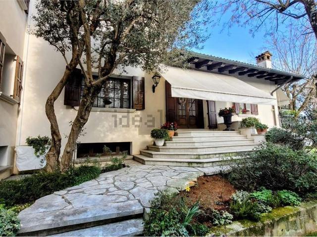 Case e ville in vendita di 400 m²