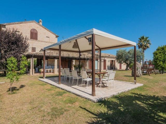 Case e ville in vendita di 400 m²