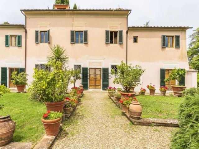 Case e ville in vendita di 400 m²