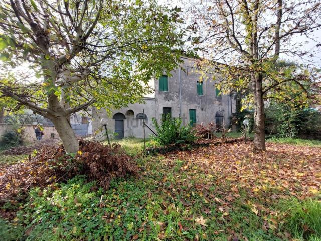 Case e ville in vendita di 400 m²
