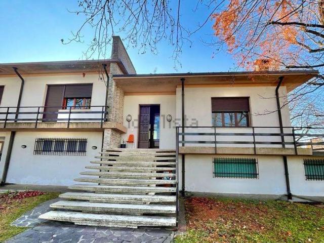 Case e ville in vendita di 400 m²
