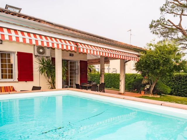 Case e ville in vendita di 400 m²