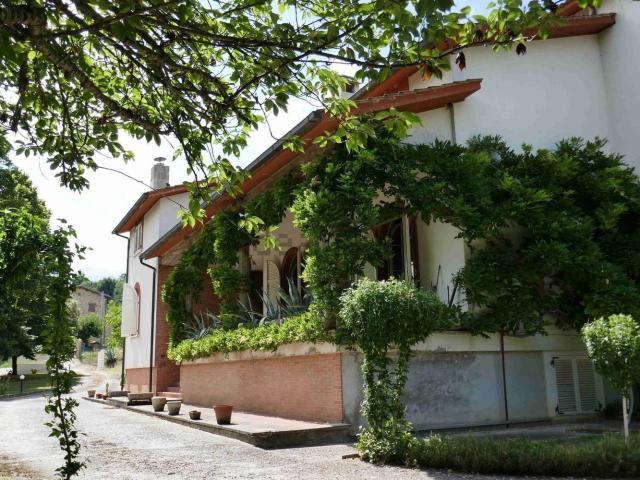 Case e ville in vendita di 400 m²