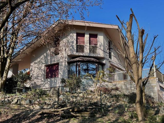 Case e ville in vendita di 400 m²