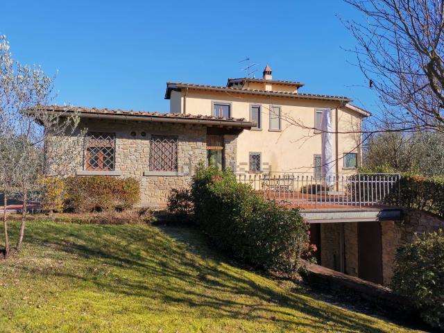 Case e ville in vendita di 400 m²