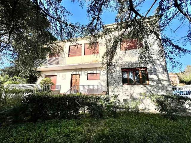 Case e ville in vendita di 400 m²