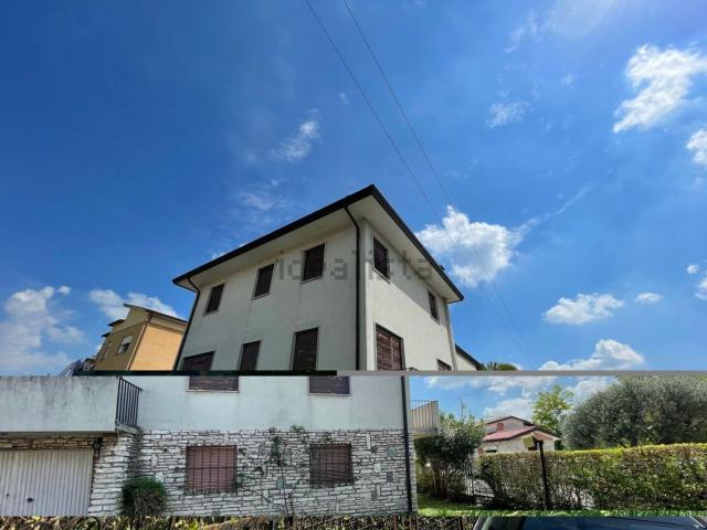 Case e ville in vendita di 400 m²