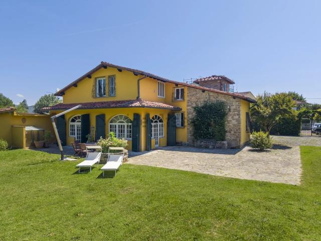 Case e ville in vendita di 400 m²