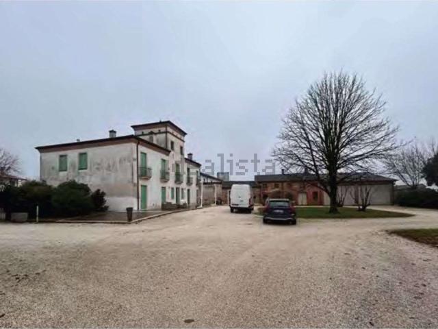 Case e ville in vendita di 400 m² in Via Crosare di Sotto, 50