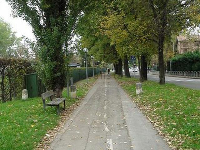 Case e ville in vendita di 400 m² in Via Augusto Romagnoli