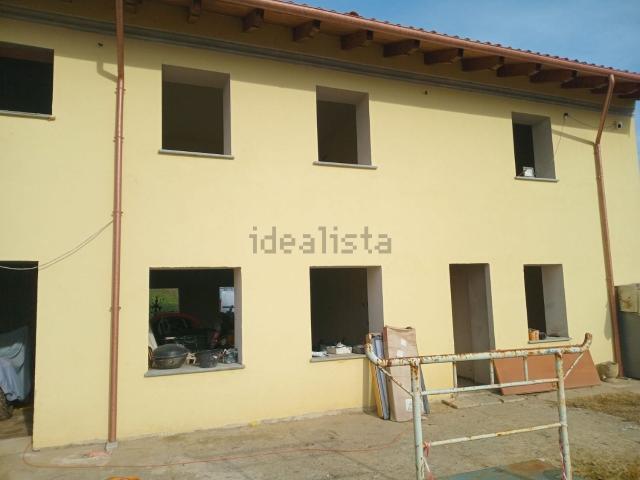 Case e ville in vendita di 400 m² in Via della Monaca, 10