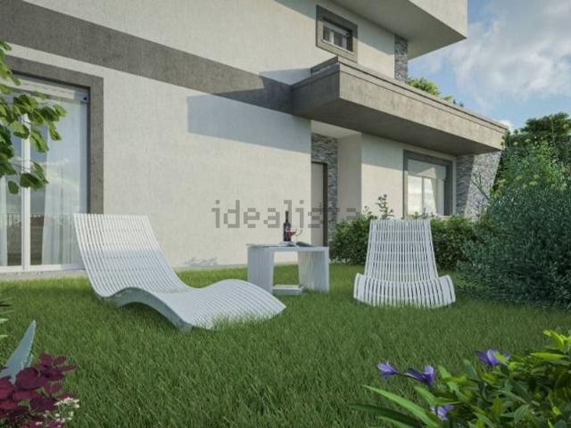 Case e ville in vendita di 400 m² in Via Inventori