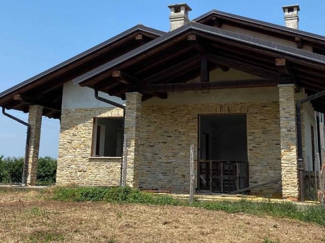 Case e ville in vendita di 400 m² in Via Pagno, 163