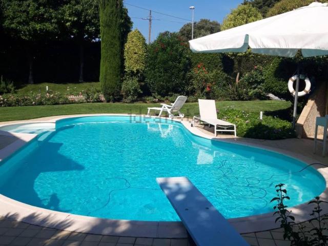 Case e ville in vendita di 400 m² in Via Tosco Romagnola Est, 4