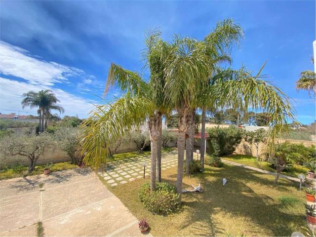 Case e ville in vendita di 400 m² in Contrada Terrenove