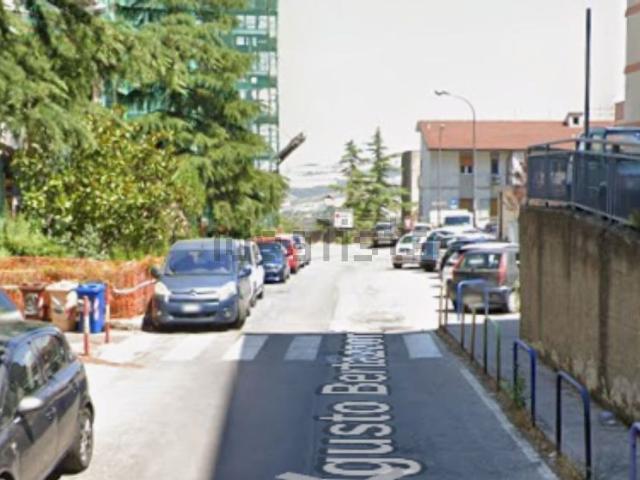 Case e ville in vendita di 403 m² in Via Augusto Bertazzoni