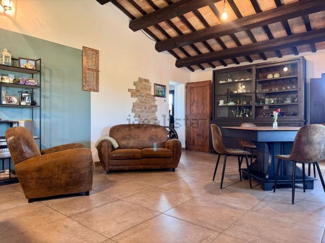Case e ville in vendita di 404 m² in Via Cerchia di San Martino