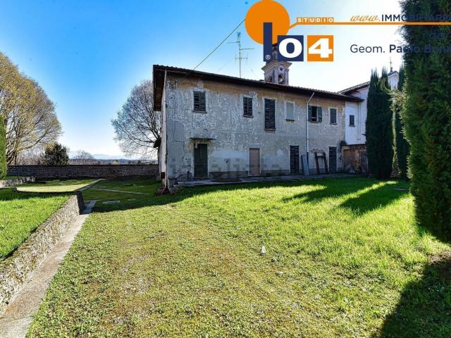 Case e ville in vendita di 404 m² in Via Monte Grappa