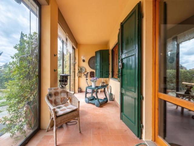 Case e ville in vendita di 404 m² in Via per Treggiaia