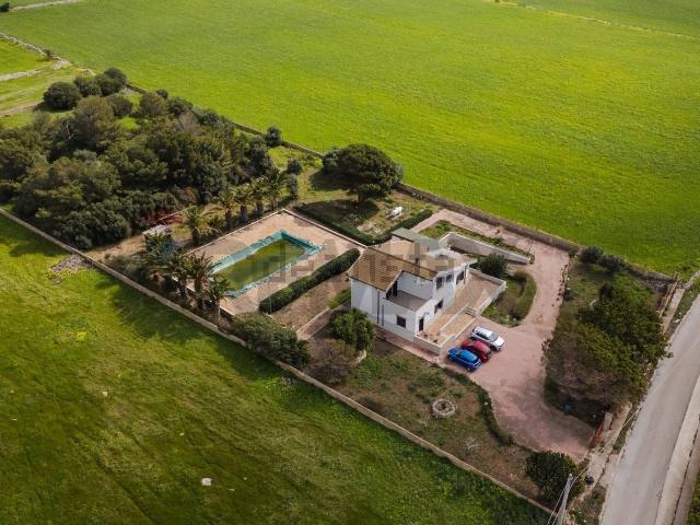 Case e ville in vendita di 408 m² in Contrada Castellana Nuovo