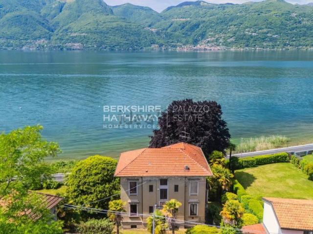 Case e ville in vendita di 410 m² in Via Bodmer