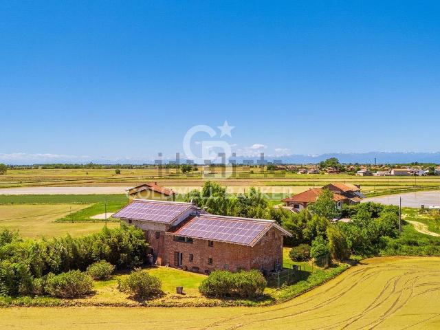Case e ville in vendita di 410 m² in Via Guglielmo Oberdan, 31