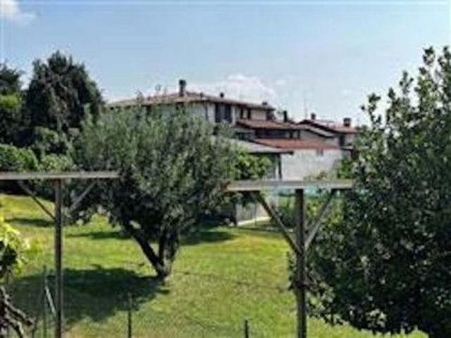Case e ville in vendita di 411 m² in Via XIX Traversa