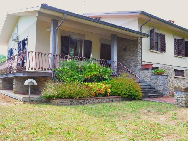 Case e ville in vendita di 412 m² in Via Scioppato, 16