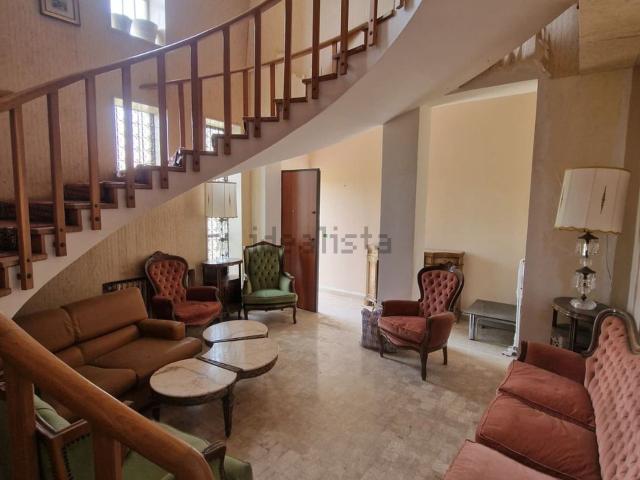 Case e ville in vendita di 414 m² in Via Mediterraneo, 64