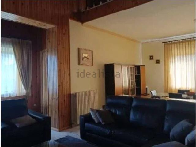 Case e ville in vendita di 414 m² in Via Santa Maria