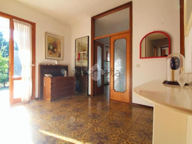 Case e ville in vendita di 416 m²