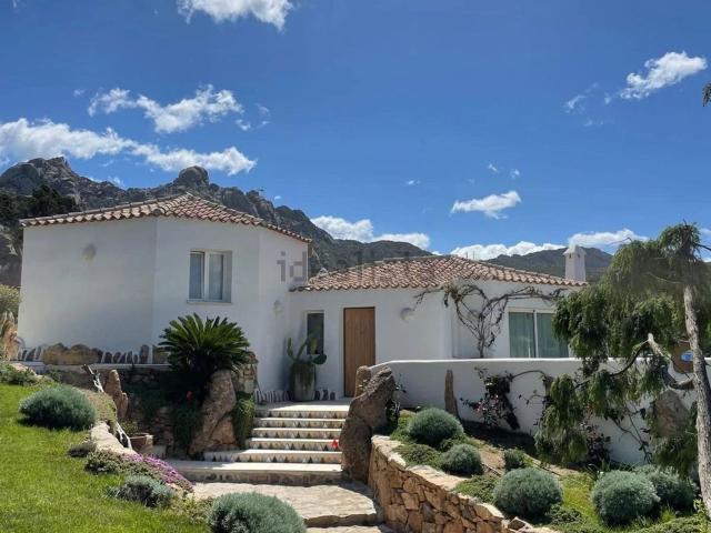 Case e ville in vendita di 417 m²