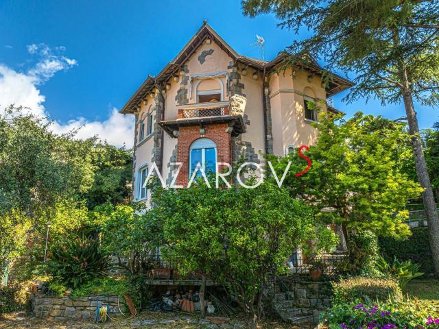 Case e ville in vendita di 418 m²