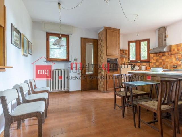 Case e ville in vendita di 419 m²