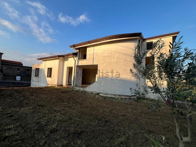 Case e ville in vendita di 420 m²