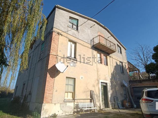 Case e ville in vendita di 420 m² in Via Colli