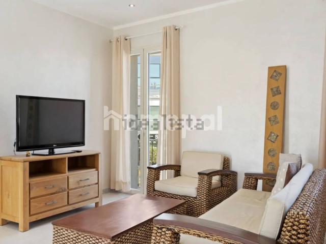 Case e ville in vendita di 420 m² in Via San Simplicio