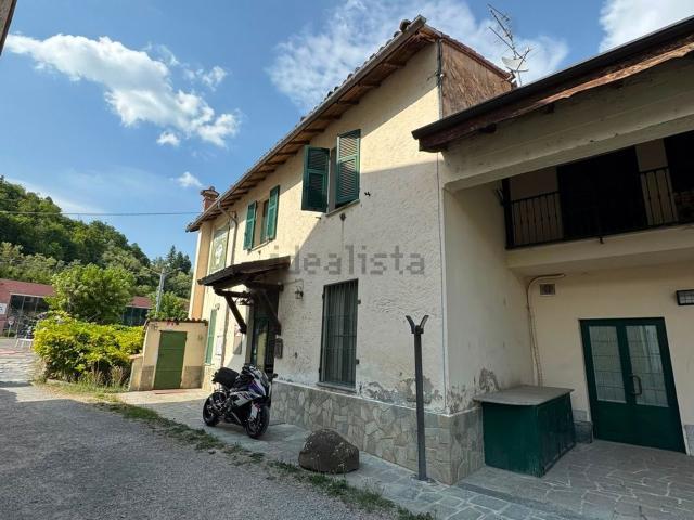 Case e ville in vendita di 420 m² in Via Roma, 28