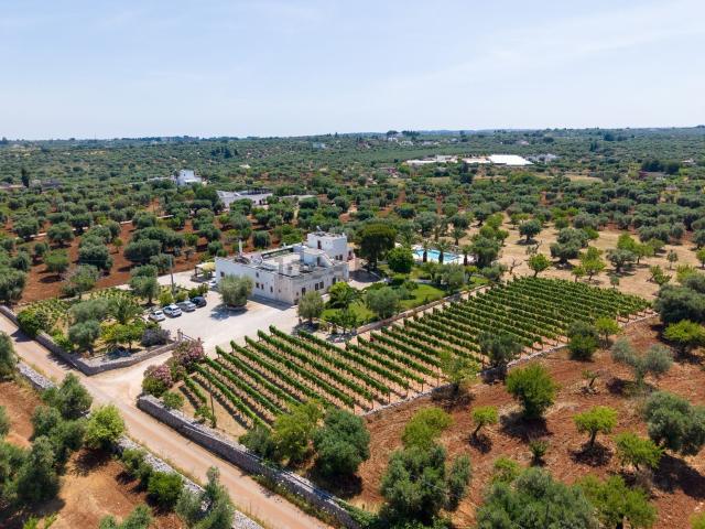 Case e ville in vendita di 420 m² in Strada Comunale Chiancafredda