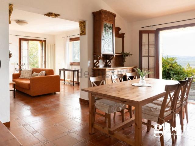 Case e ville in vendita di 420 m² in Strada Friuli