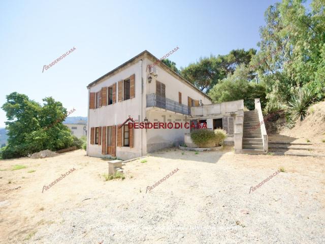 Case e ville in vendita di 422 m² in Contrada San Martino