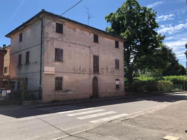 Case e ville in vendita di 424 m² in Corso Giuseppe Mazzini, 312
