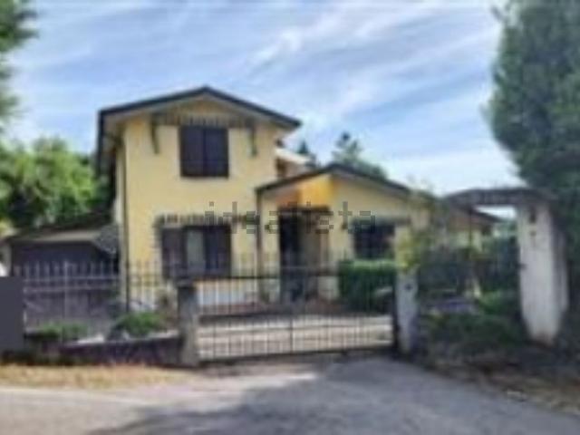 Case e ville in vendita di 425 m² in Via Bellimadore