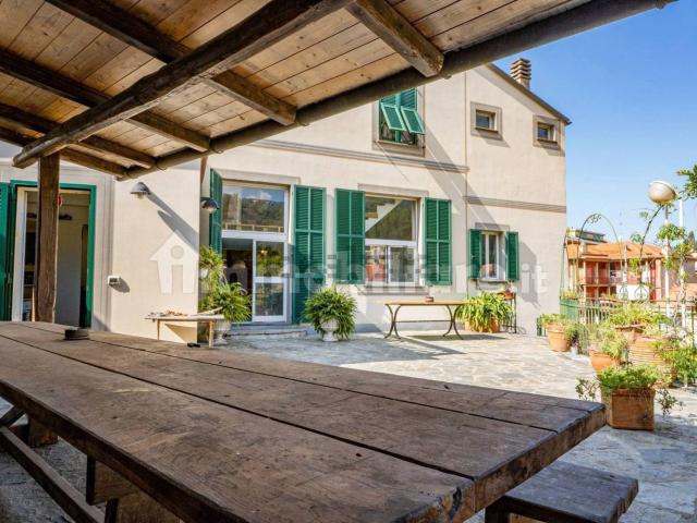 Case e ville in vendita di 425 m² in Salita San Anna