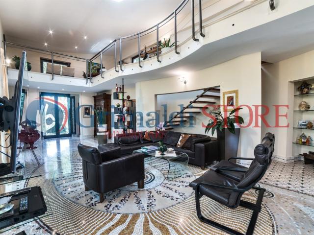 Case e ville in vendita di 430 m² in Via Mannara, 8