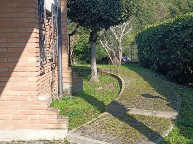 Case e ville in vendita di 430 m² in Viale Luigi Carlo Farini