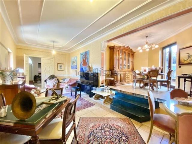 Case e ville in vendita di 431 m² in Via Camaro in Camaro Superiore